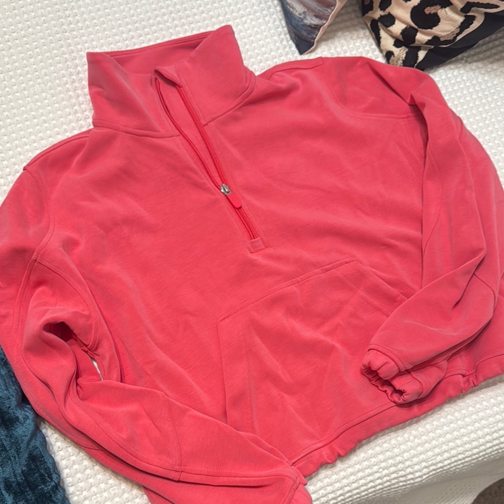 Lululemon Pullover